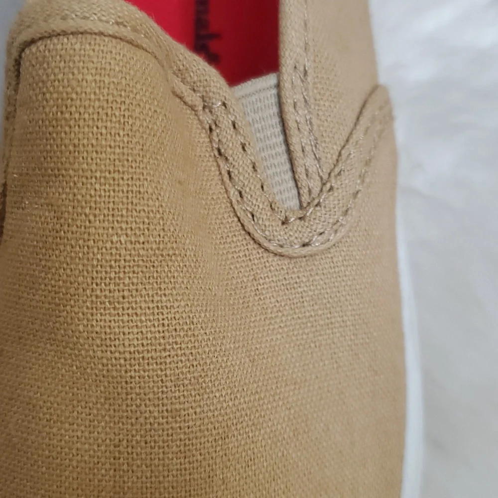 NWT Garanimals Casual Tan Slip-On Boys Kids Shoes Size 9